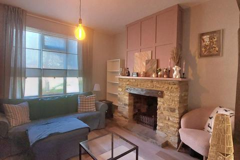 2 bedroom semi-detached house for sale, Well Street, Finedon, Northamptonshire NN9