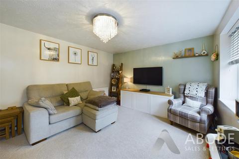 24 Mallens Croft, Bramshall, Uttoxeter, ST14 5NG