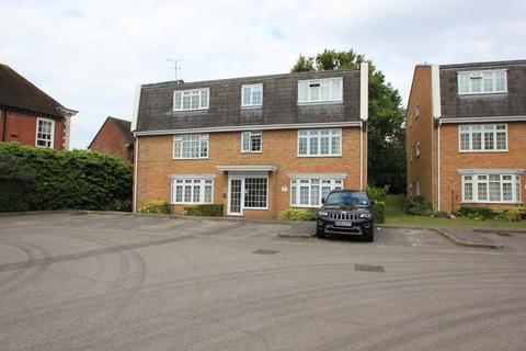 1 bedroom apartment to rent, The Birches, Woking GU22