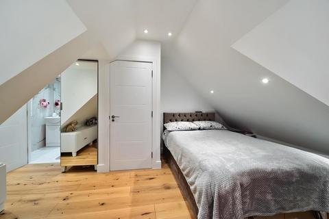 2 bedroom flat for sale, Holders Hill Drive,  Hendon,  NW4