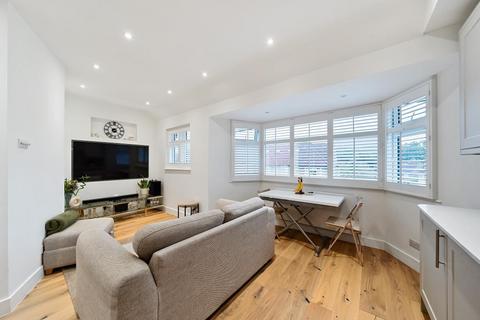 2 bedroom flat for sale, Holders Hill Drive,  Hendon,  NW4