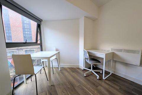 Studio to rent, 1 Wolstenholme Square, City Centre