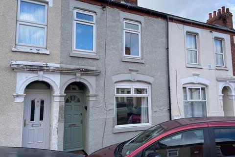 2 bedroom terraced house to rent, Euston Road, Northampton, NN4