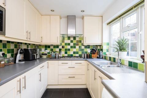 4 bedroom terraced house for sale, Palmer Close, Redhill RH1