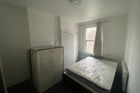 1 bedroom in a house share to rent, Bristol BS5