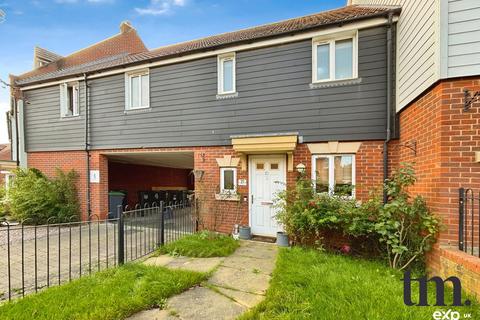 3 bedroom terraced house for sale, Canon Road, Dunmow CM6