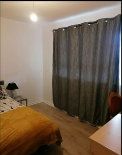 1 bedroom in a flat share to rent, Newburn Street, London SE11