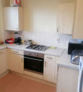 1 bedroom in a flat share to rent, Newburn Street, London SE11