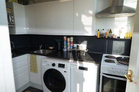 1 bedroom flat for sale, Cleeve Lodge Close, Bristol BS16