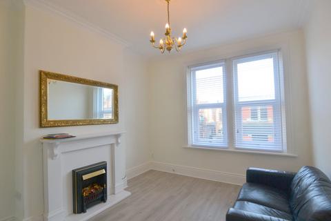 2 bedroom apartment to rent, Laburnum Avenue, Whitley Bay, NE26