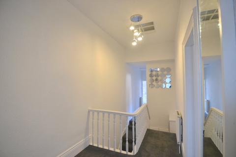 2 bedroom apartment to rent, Laburnum Avenue, Whitley Bay, NE26