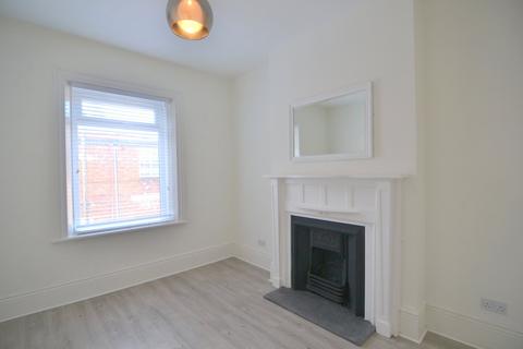 2 bedroom apartment to rent, Laburnum Avenue, Whitley Bay, NE26