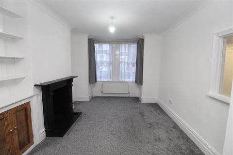 3 bedroom house to rent, Preswylfa Street, Cardiff CF5