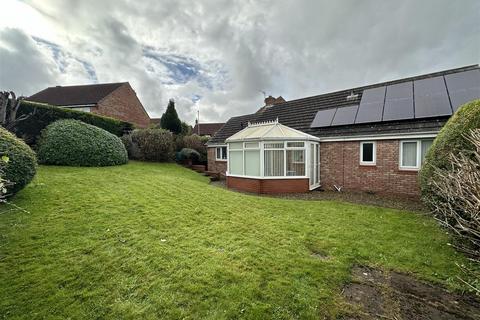 2 bedroom detached bungalow for sale, Coverdale Drive, Scarborough