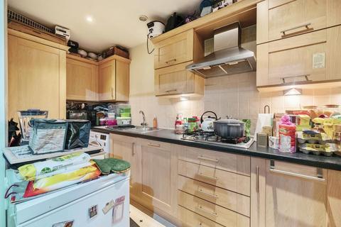 2 bedroom flat for sale, Old Amersham,  Buckinghamshire,  HP7