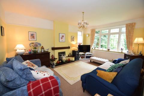 5 bedroom bungalow for sale, Tunbury Avenue, Chatham