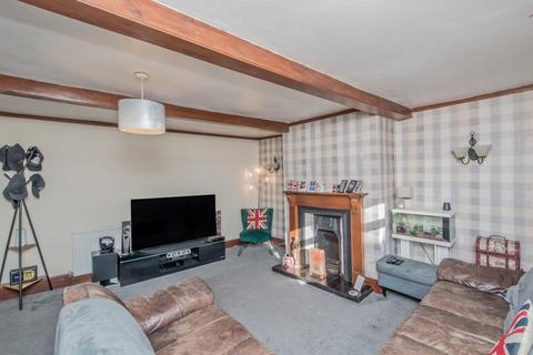 3 bedroom terraced house for sale, Town Street, Birkenshaw, Bradford, West Yorkshire, BD11