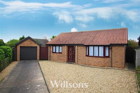 2 bedroom detached bungalow for sale, Thames Close, Hogsthorpe, Skegness