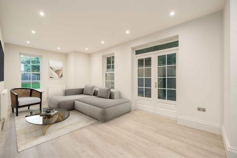 1 bedroom flat for sale, St. Georges Avenue, Weybridge KT13