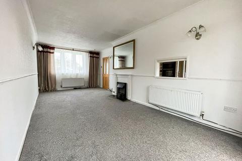 3 bedroom terraced house for sale, Gressel Lane, Tile Cross, Birmingham, B33 9UD