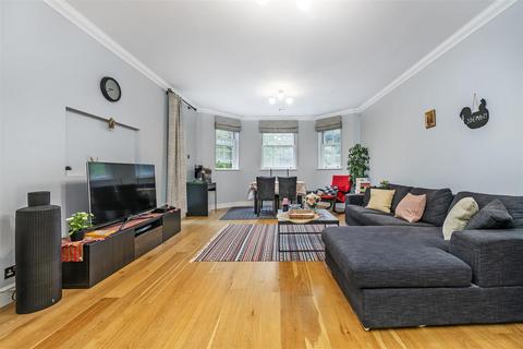 2 bedroom flat for sale, Chapman Square, London