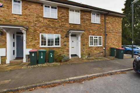 2 bedroom house for sale, Halland Close, Crawley RH10