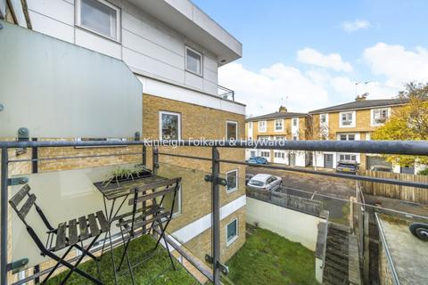 2 bedroom apartment to rent, Upper Tooting Road London SW17