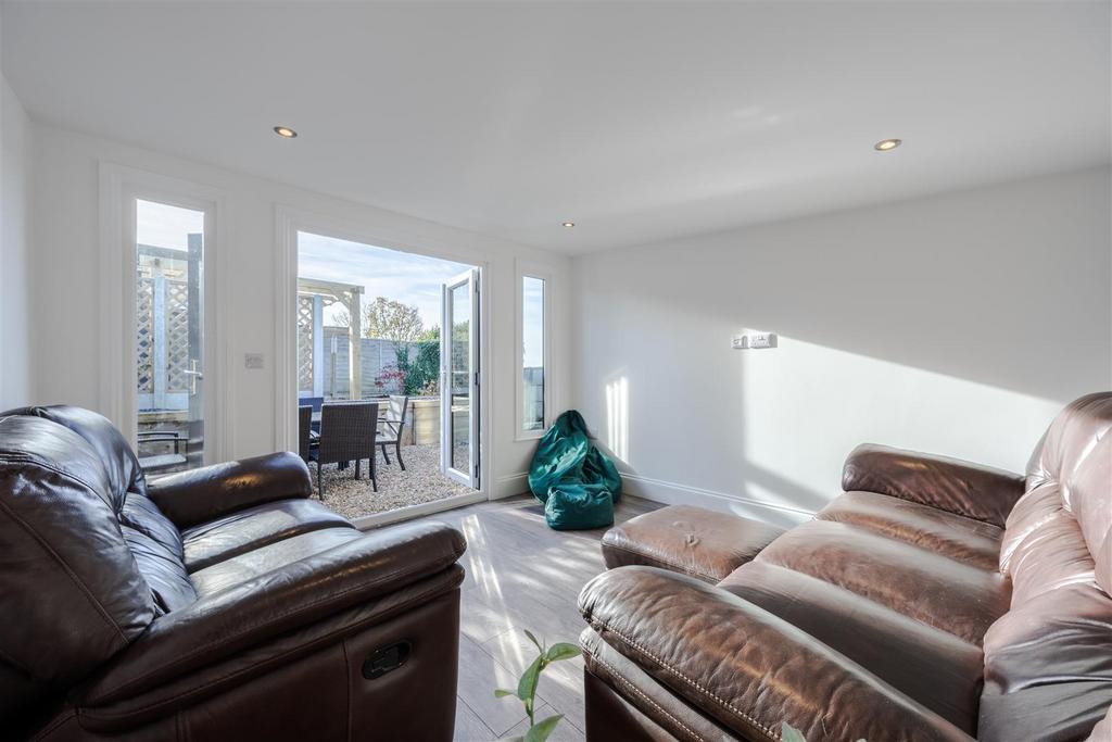 Garden room