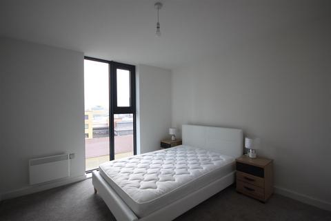 1 bedroom apartment to rent, The Bank, Birmingham City Centre