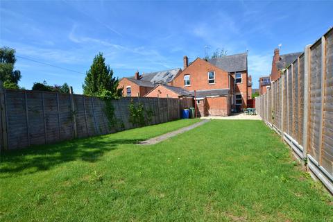 5 bedroom semi-detached house to rent, Henry Road, GLOUCESTER GL1