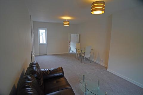 2 bedroom apartment to rent, Southam Road, Dunchurch, Rugby, Warwickshire, CV22