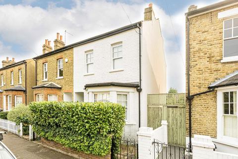 2 bedroom semi-detached house to rent, Malvern Road, Hampton TW12