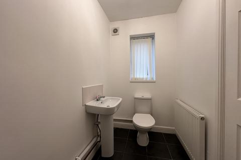 3 bedroom semi-detached house to rent, Barons Hey,  Liverpool, L28