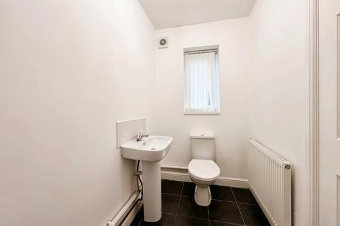 3 bedroom semi-detached house to rent, Barons Hey,  Liverpool, L28