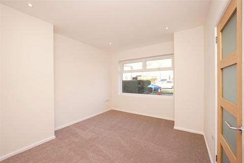 25 Bermuda Crescent, Walney, Barrow-in-furness, LA14 3DJ