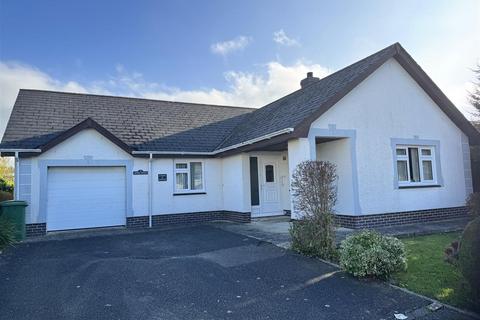 3 bedroom detached bungalow for sale, Parc Ffos, Ffosyffin, Aberaeron