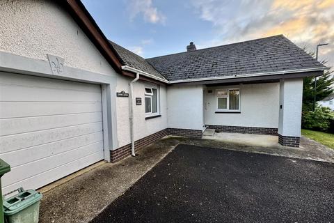 7 Parc Ffos, Ffosyffin, Aberaeron, SA46 0HS