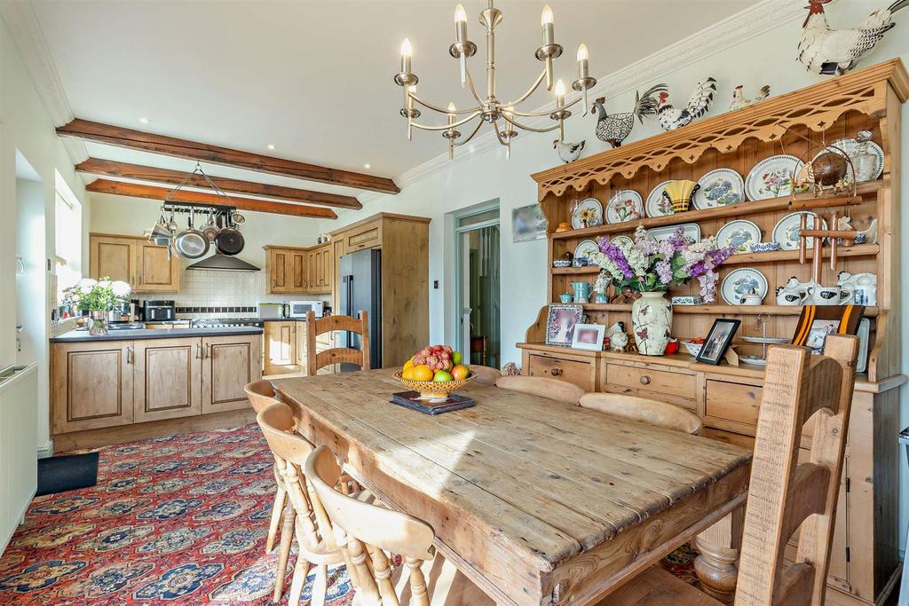 Family Dining Kitchen