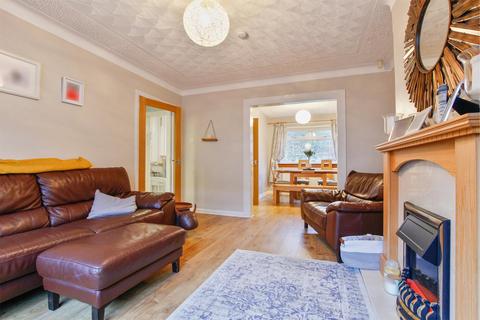 3 bedroom end of terrace house for sale, Millburn Gardens, Largs KA30