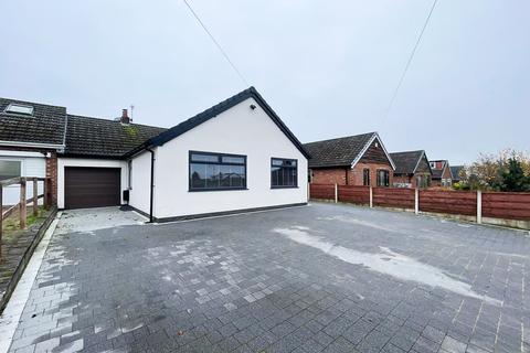 4 bedroom bungalow for sale, Buckley Drive, Romiley