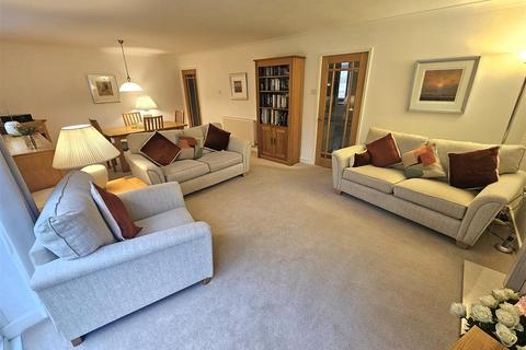 2 bedroom apartment for sale, White Falcon Court, Alder Park Road, Solihull