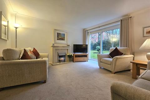 2 bedroom apartment for sale, White Falcon Court, Alder Park Road, Solihull