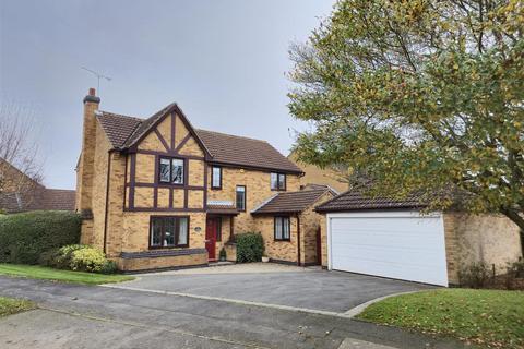 4 bedroom detached house for sale, Wainwright Road, Hugglescote LE67