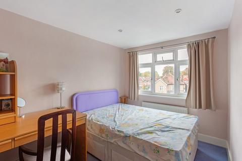 16 Leyborne Avenue, London, W13 9RB