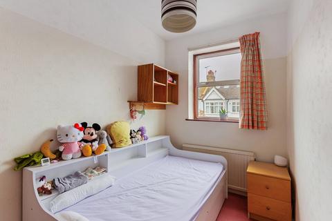 16 Leyborne Avenue, London, W13 9RB