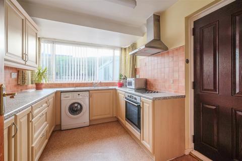 3 bedroom semi-detached house for sale, Amport Close, Brighouse