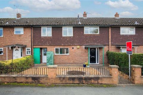 4 bedroom terraced house to rent, Gravelly Drive, Newport