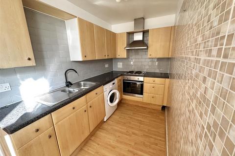 1 bedroom apartment to rent, Park Road, London