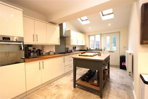 3 bedroom semi-detached house for sale, Haywood Avenue, Blidworth, Mansfield, Nottinghamshire, NG21