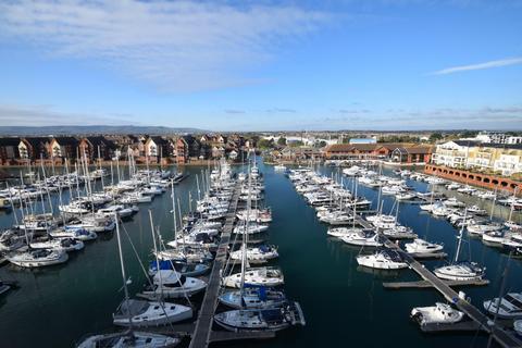 3 bedroom penthouse for sale, Midway Quay, Eastbourne BN23